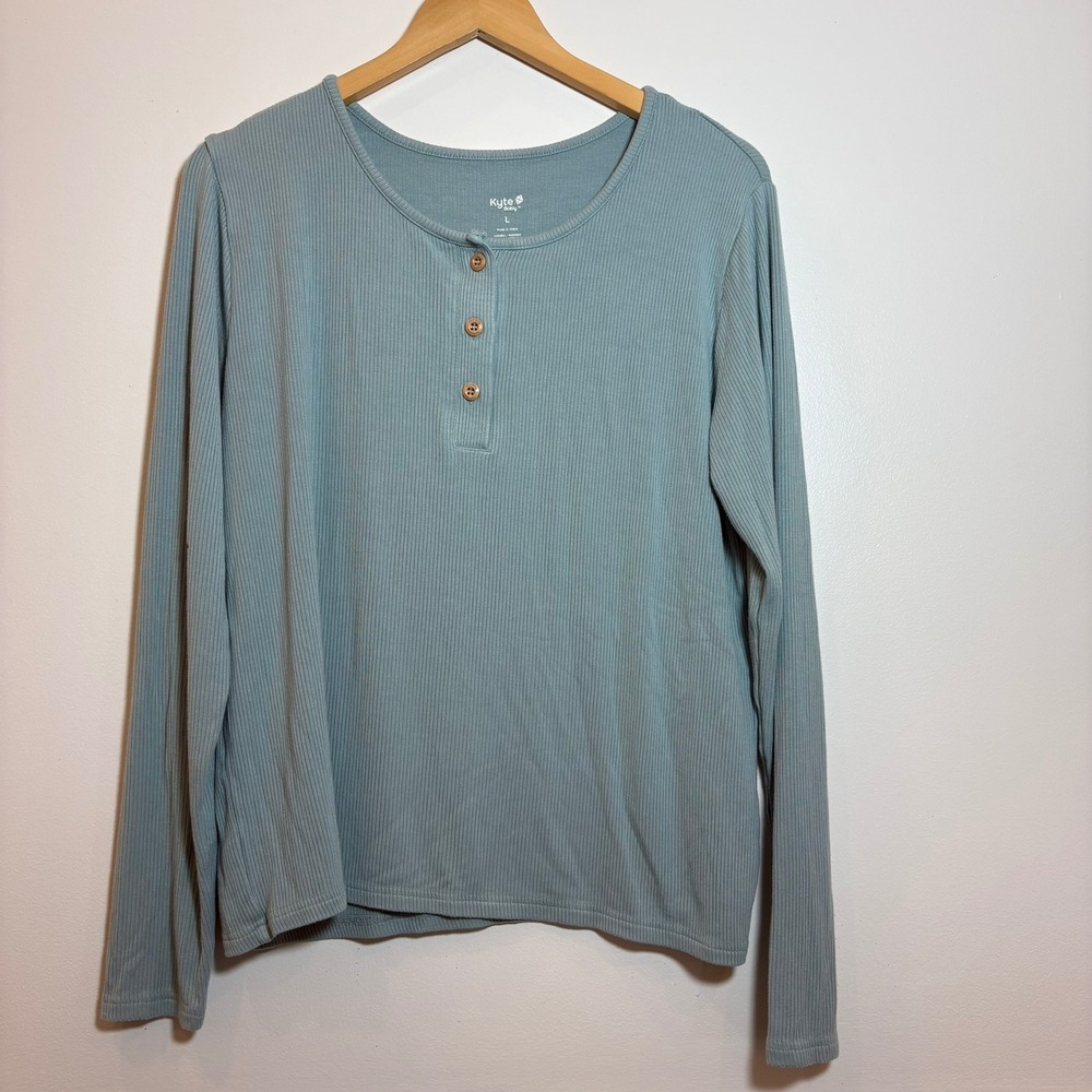 Kyte Baby Ribbed Henley Long Sleeve‎ Top Women Size L Light Sage Cotton Blend